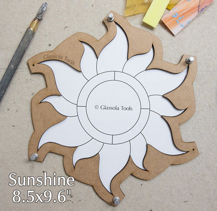 Summer is coming! Get your Summer-Themed stained glass layout frames now!