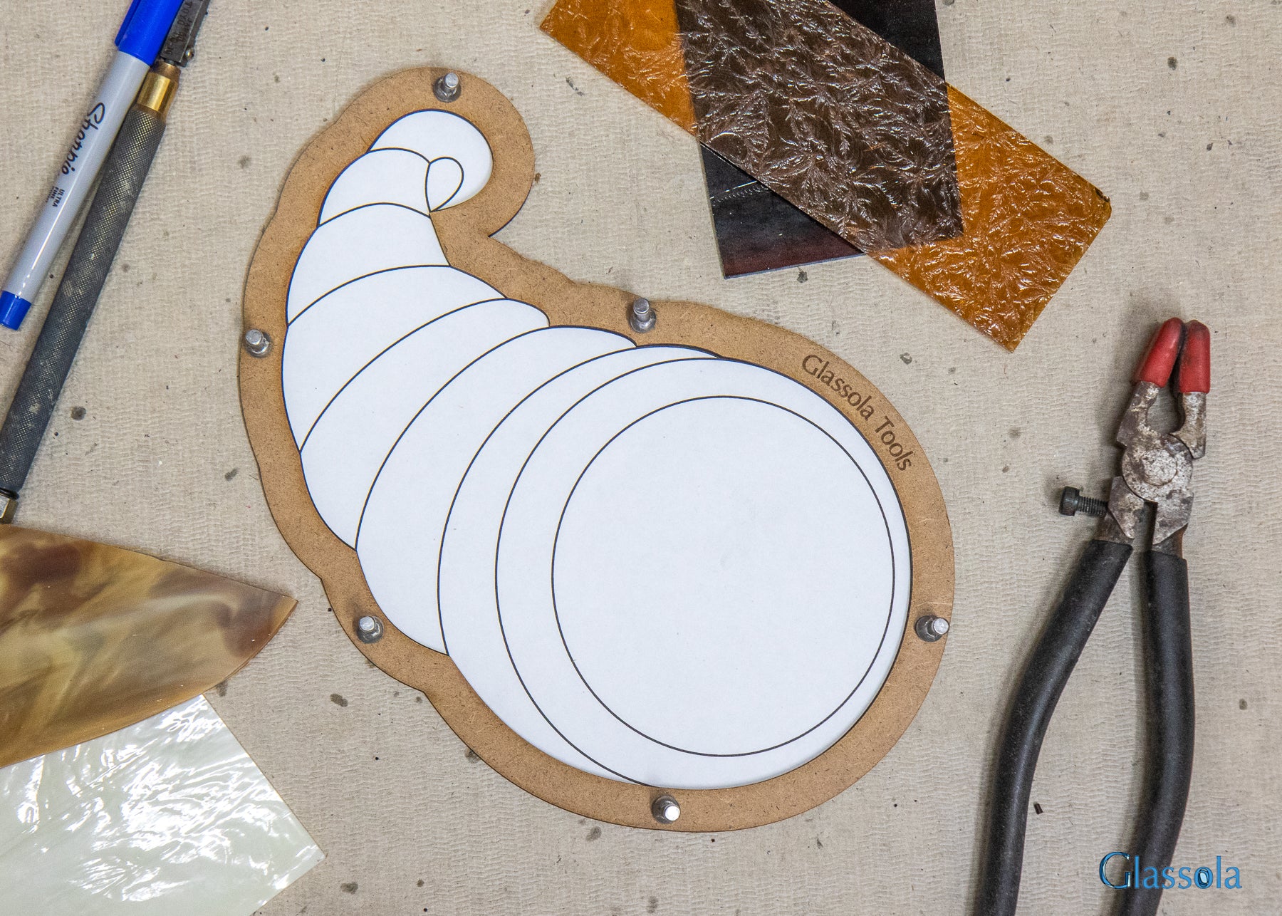 Glassola Tools Cornucopia Layout Frame