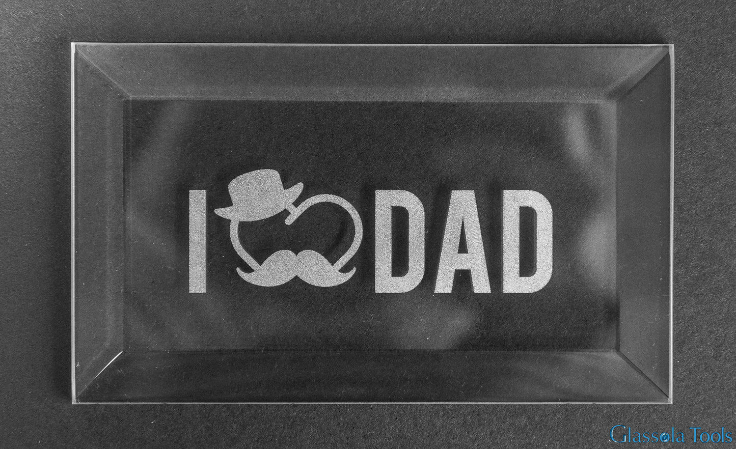 Engraved Bevel - I Heart Dad
