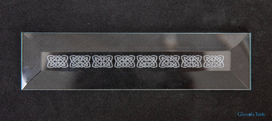 Engraved Bevel - Border, Celtic Knots
