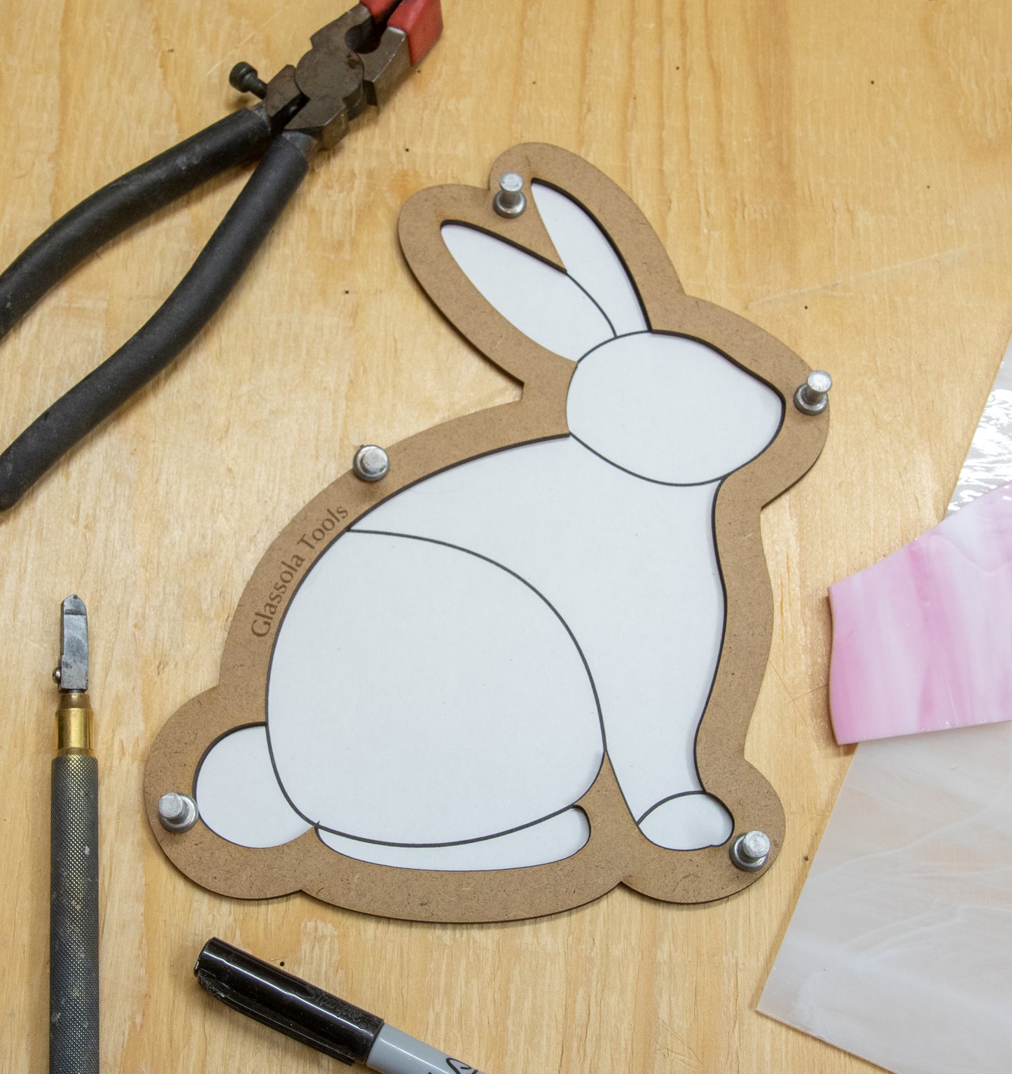 Glassola Tools Easter Layout Frames Bunny Side View with Sample Pattern