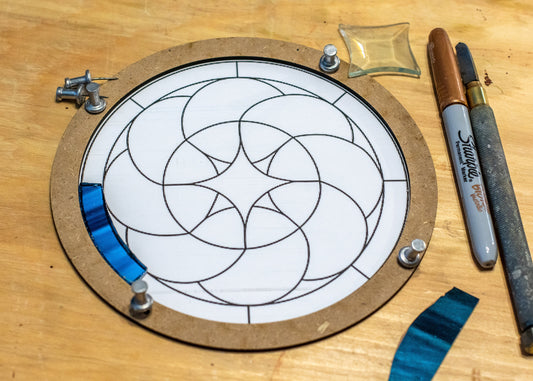 Glassola Tools Circular Layout Frame, with Sample Pattern